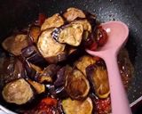 Foto langkah ke 4 dari resep Sambal Terong Daun Jeruk.