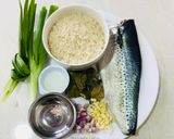Foto langkah ke 1 dari resep Nasi liwet ikan asin.