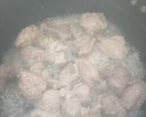 صورة لخطوة 1 من وصفة طاجن لحمة بالبصل والبطاطس يجنن 😋