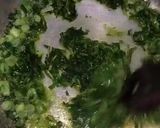A picture of step 3 of Tamater palak chutney.