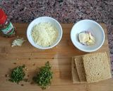 A picture of step 1 of Cheese Chilli Toast.