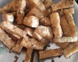 Foto langkah ke 2 dari resep Udang Tumis Mentega.