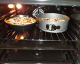 Foto langkah ke 4 dari resep Pizza Empuk Nan Lembut.