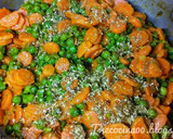 Foto del paso 7 de la receta: Zanahorias con guisantes