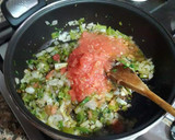 Foto del paso 4 de la receta: Arroz con pechuga de pollo a los tres currys