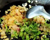 A picture of step 2 of Schezwan Gobhi Manchurian.