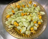 Une image de l'étape 5 de Salade de tomates et concombre au Shropshire.