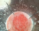 वाटरमेलन पाॅप्सिकल (watermelon popsicles recipe in Hindi) रेसिपी चरण 2 फोटो
