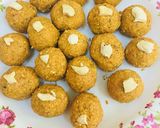 A picture of step 6 of Besan ladoo.