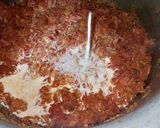 A picture of step 1 of Gajar Ka halwa.