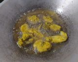 Foto langkah ke 6 dari resep Ayam goreng lengkuas.
