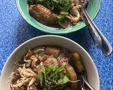 รูปขั้นตอนการทำที่ 5 ของ ก๋วยเตี๋ยวไก่ตุ๋นมะระ