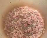 A picture of step 1 of Zuppa Toscana.