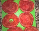 Foto del paso 2 de la receta: Tomates rellenos con atún, papas, aceitunas negras y verdes, huevos y Mayoliva