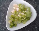 Foto del paso 3 de la receta Ensalada templada de navajas en fritura con jamón
