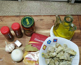 Foto del paso 1 de la receta: Guiso de fideos con alcachofas