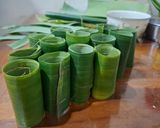 Foto langkah ke 2 dari resep Kue Putu Bambu (Versi Daun Pisang).
