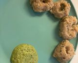 A picture of step 5 of Red rice Pundi Gatti (Rice dumplings).