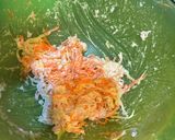 Foto langkah ke 2 dari resep Resep Udang di perkedel timun dan woter.