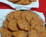 A picture of step 4 of Moong Dal Ki Kurkuri Poori.