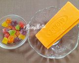 A picture of step 1 of Orange Qubes Stuffed Chocolates.