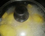 A picture of step 2 of Creamy mashed potatoes.