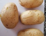 Foto del paso 1 de la receta: Papas al horno rellenas con tocino