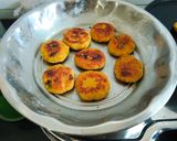 A picture of step 3 of Tasty crispy left over rice tikki.