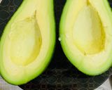 A picture of step 1 of Avocado milk shake 🥑.