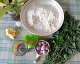 Foto langkah ke 1 dari resep Stik Bawang Daun Kelor.