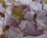 Foto langkah ke 3 dari resep Ayam ungkep lengkuas.