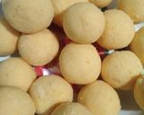 Foto langkah ke 2 dari resep Bola-Bola Ubi Kopong.