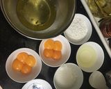 Hình bước làm 1 của món Bánh bông lan trứng muối