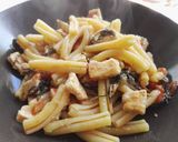 Foto del passaggio 6 della ricetta Caserecci al pesce spada
