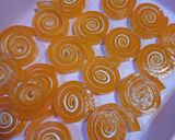 Foto langkah ke 6 dari resep Permen Jelly Roll Oranye | Permen Jelly Rasa Jeruk.