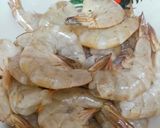 Foto langkah ke 1 dari resep Udang Goreng Mentega.