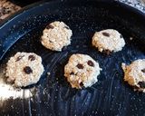 Foto del paso 5 de la receta: Cookies de avena, banana y pasas