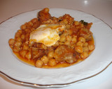 Foto del paso 12 de la receta: Guiso de garbanzos, costillas, longaniza y huevo