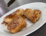 Foto del paso 6 de la receta: Torrijas con almíbar de miel sin lactosa