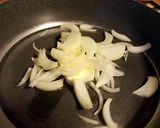 Foto del passaggio 2 della ricetta Cavolo rapa alla pizzaiola
