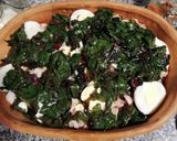 Foto del paso 4 de la receta: Pastel de pollo, papa y hojas de remolacha (2+1=3)