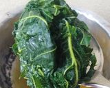Gambar langkah 3 resipi Sayur Goreng Daun Betik.