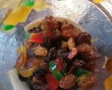 Foto del paso 1 de la receta: 1.Panettone de pasas y fruta escarchada