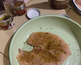 Foto langkah ke 2 dari resep Chicken Gordon Bleu.