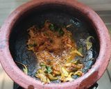 A picture of step 4 of Meen curry.