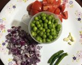 A picture of step 4 of Matar Mushroom.