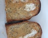 A picture of step 4 of Scrambled eggs on toast.