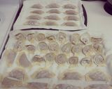 Foto langkah ke 2 dari resep Easy wonton soup.