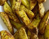 صورة لخطوة 2 من وصفة بطاطا ودجيز منزلي سريع ولذيذ 😋 🥔