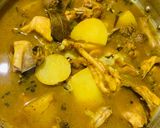 A picture of step 3 of Desi Chicken Jhola (country chicken gravy).